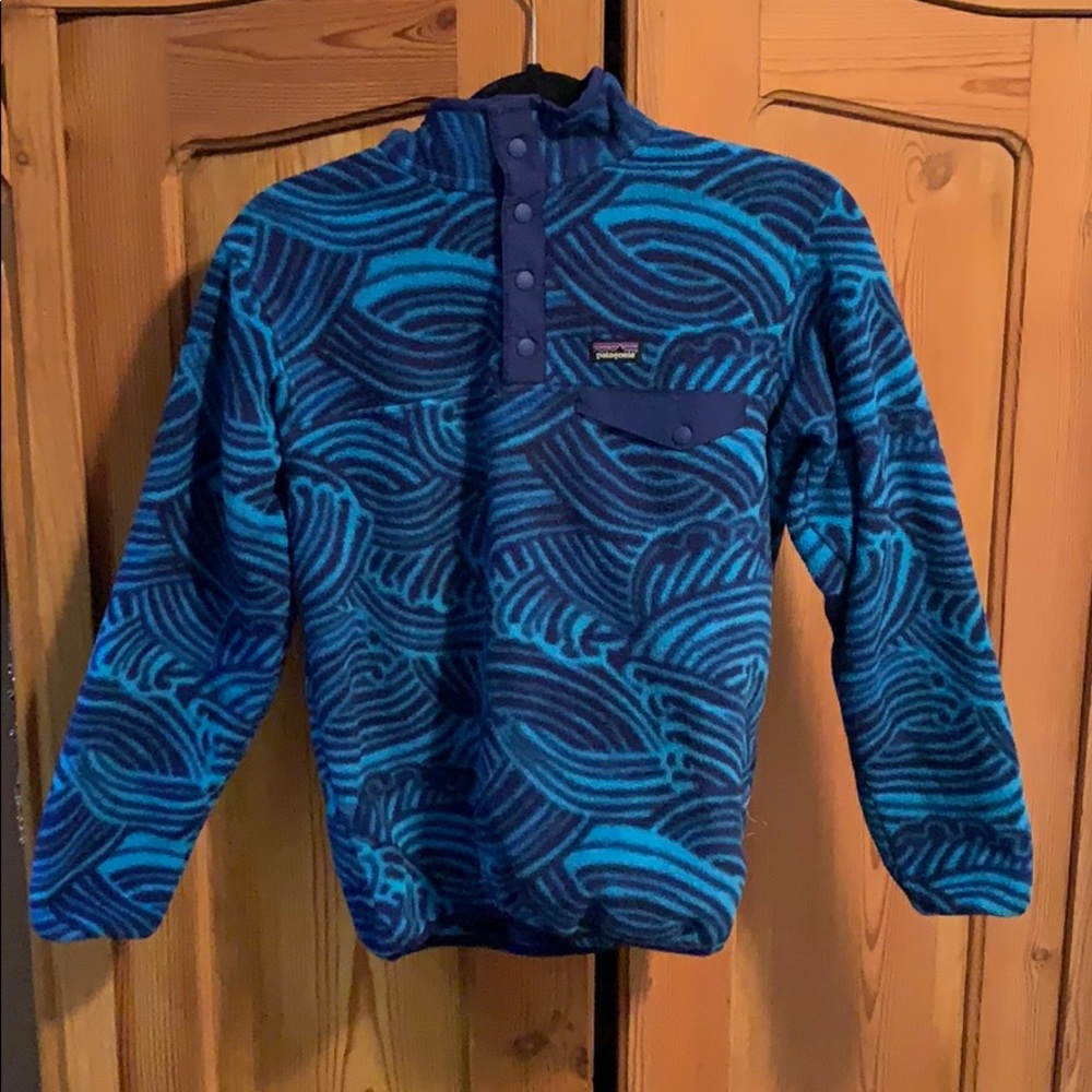 Patagonia pull over!